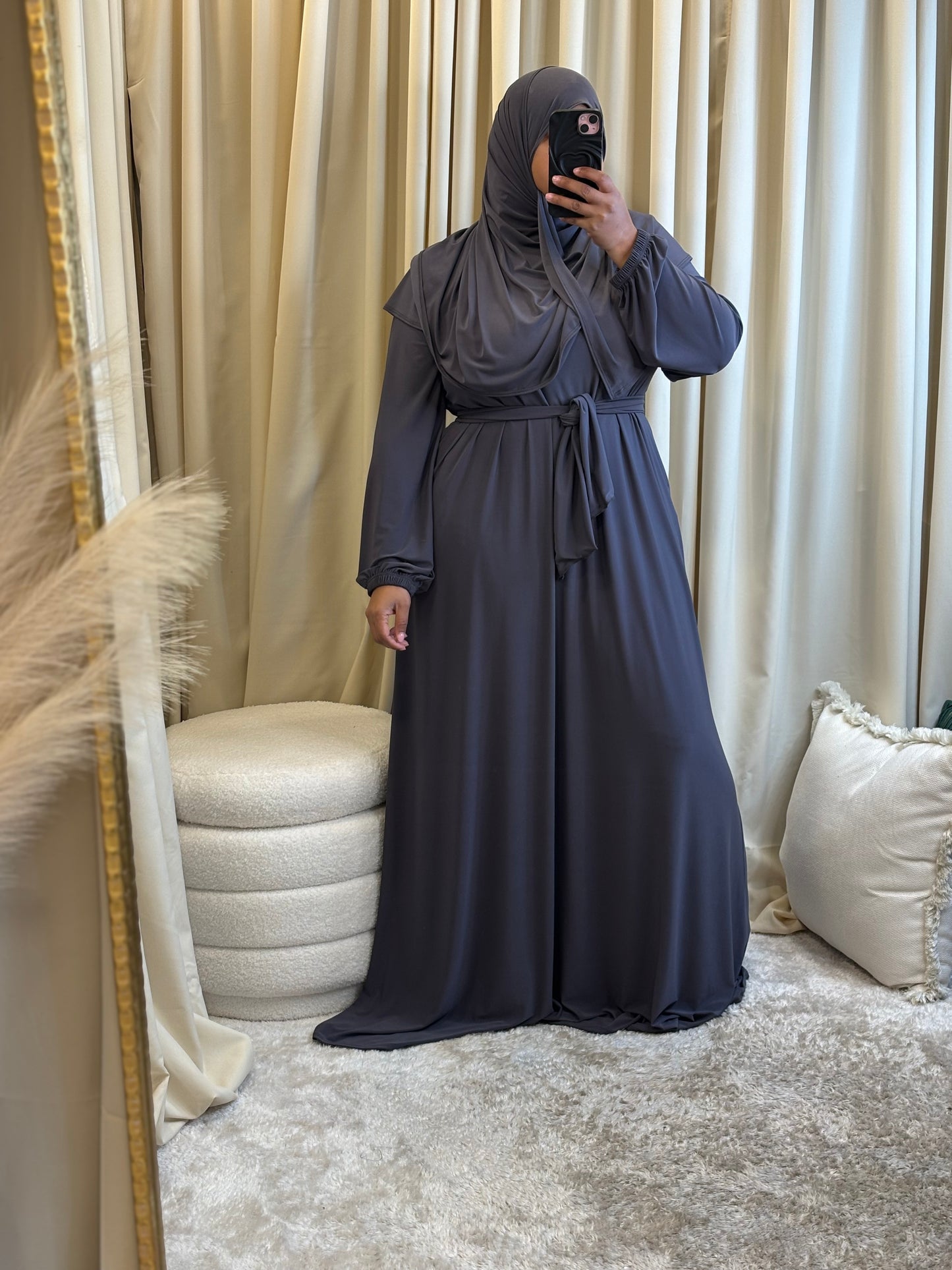 THE DRESS (GRAY)