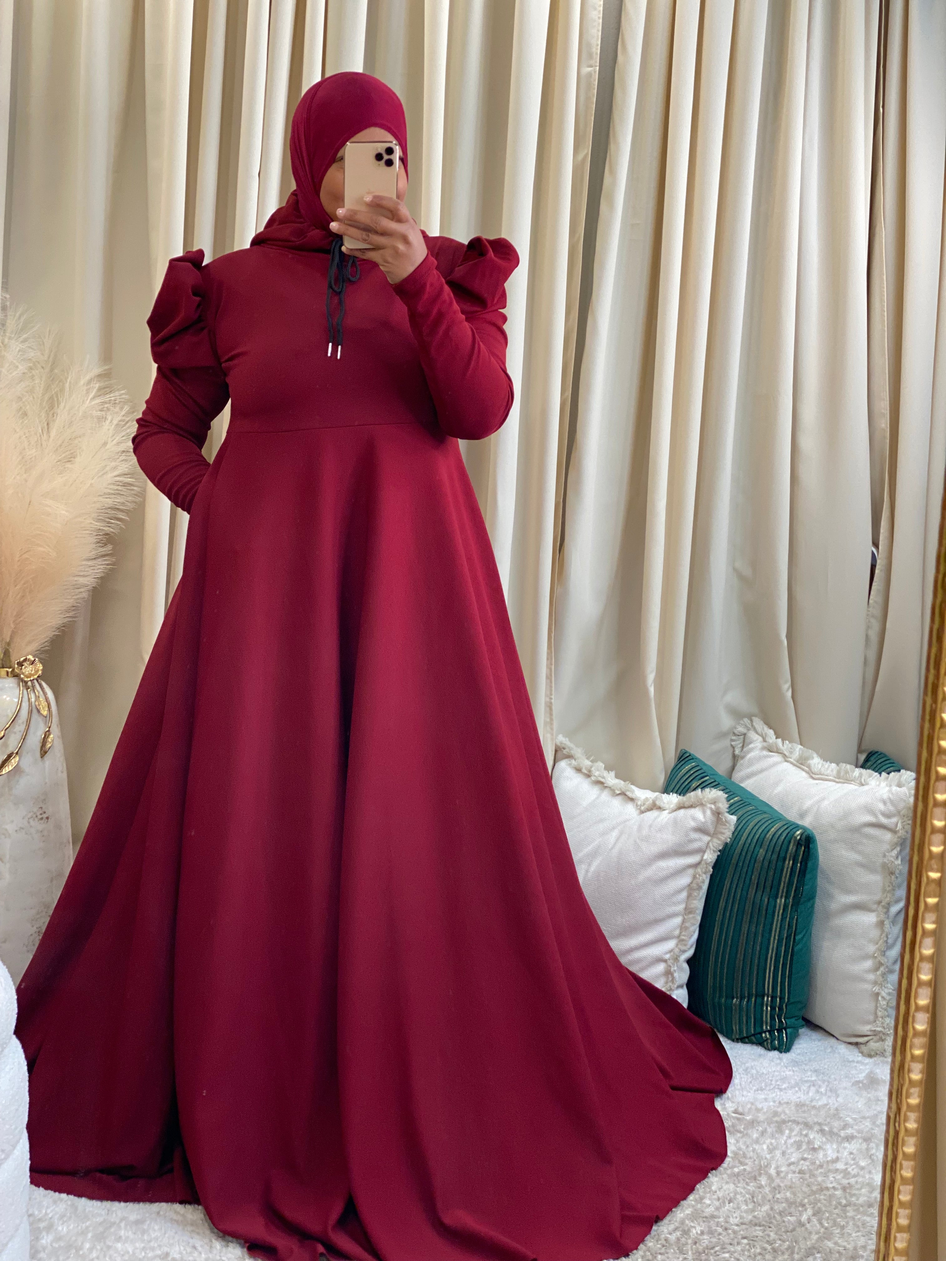 PRINCESS (BURGUNDY)