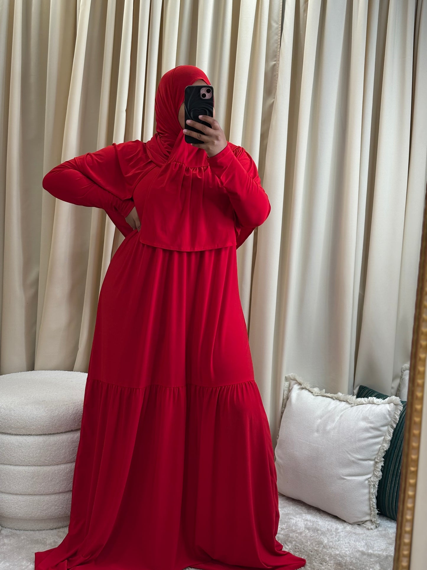 ZAIRA (RED)