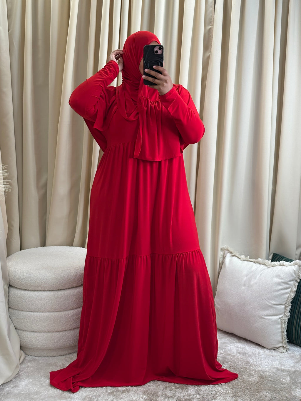 ZAIRA (RED)