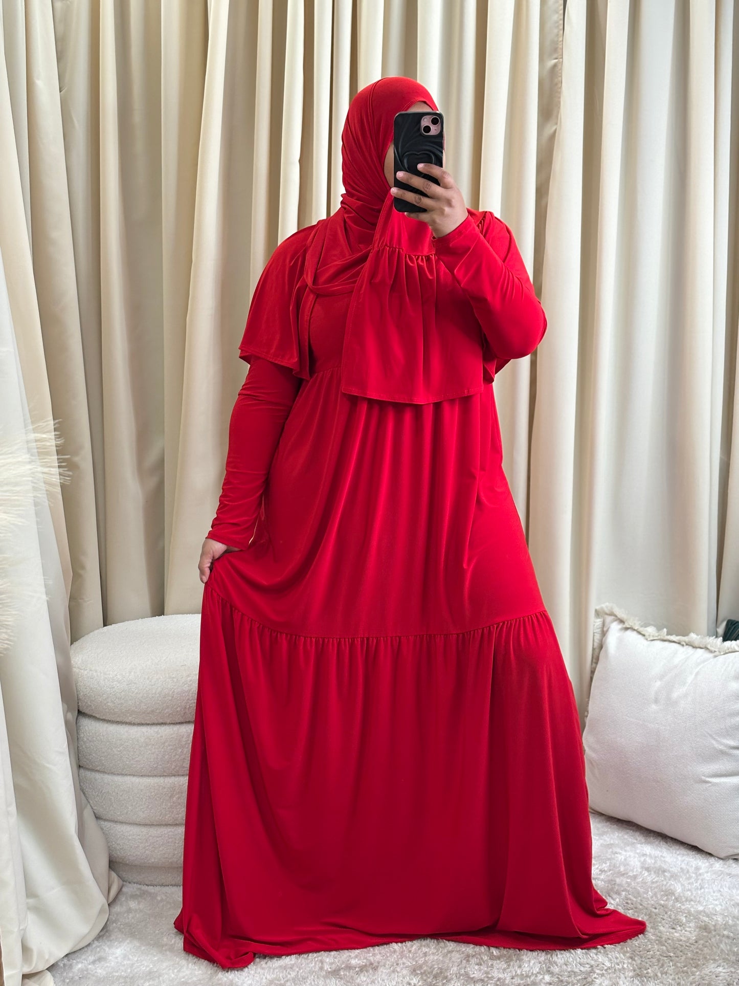 ZAIRA (RED)