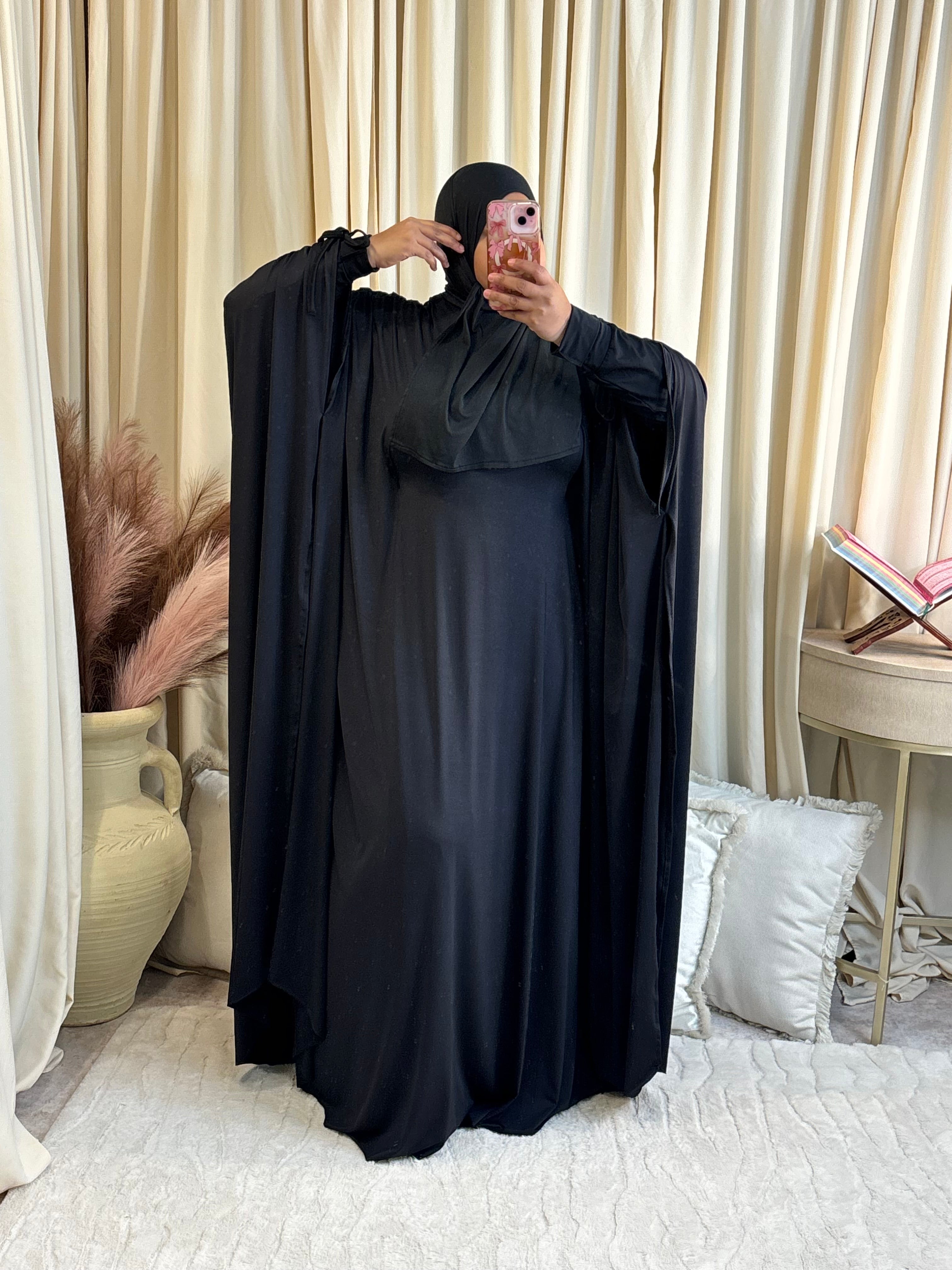 HAWA (BLACK)