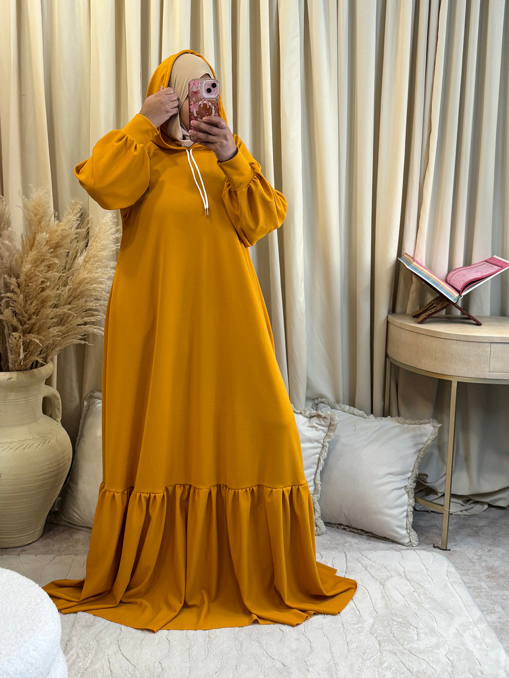 AMBER (GOLD)
