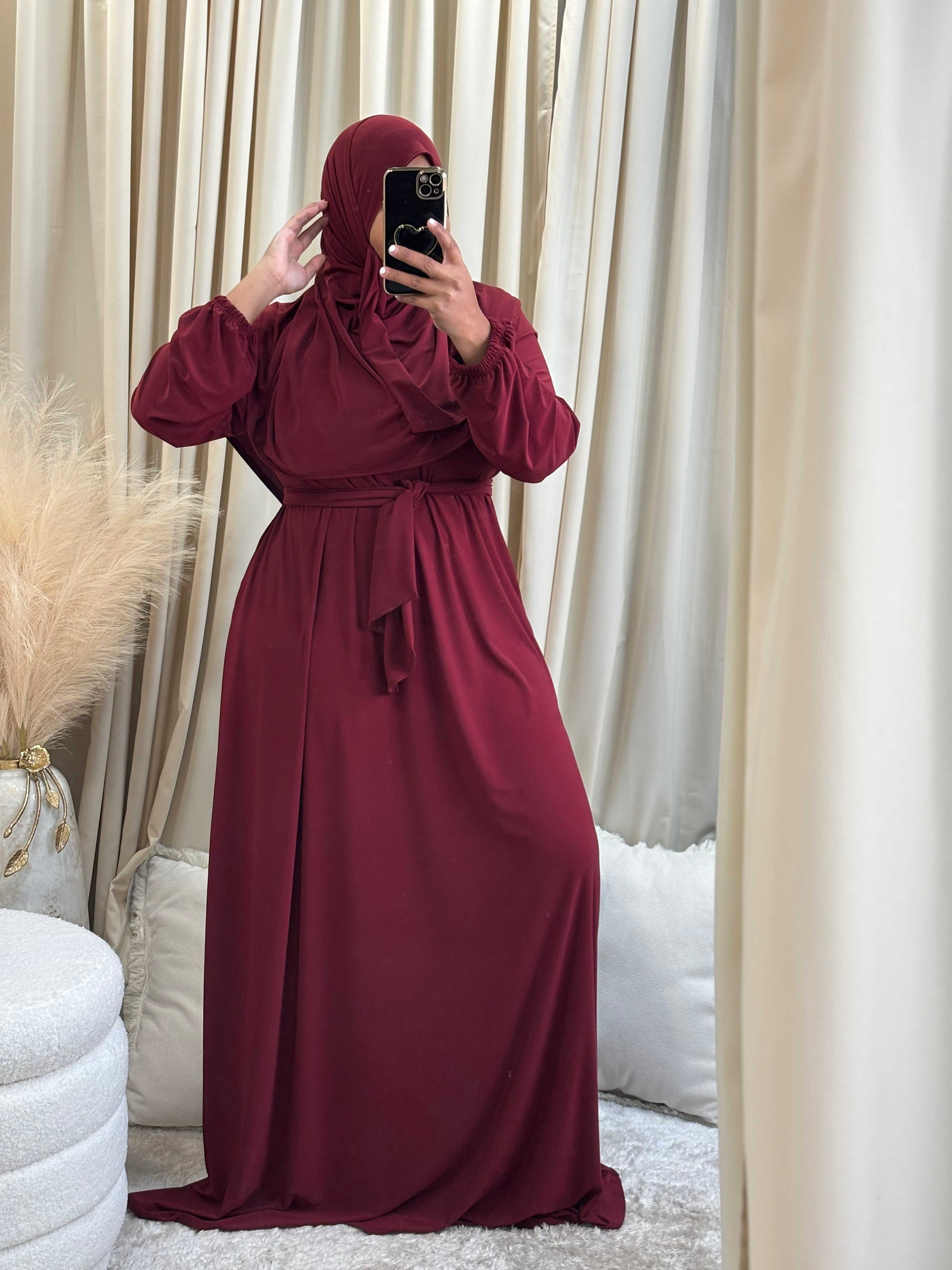 THE DRESS (WINE)