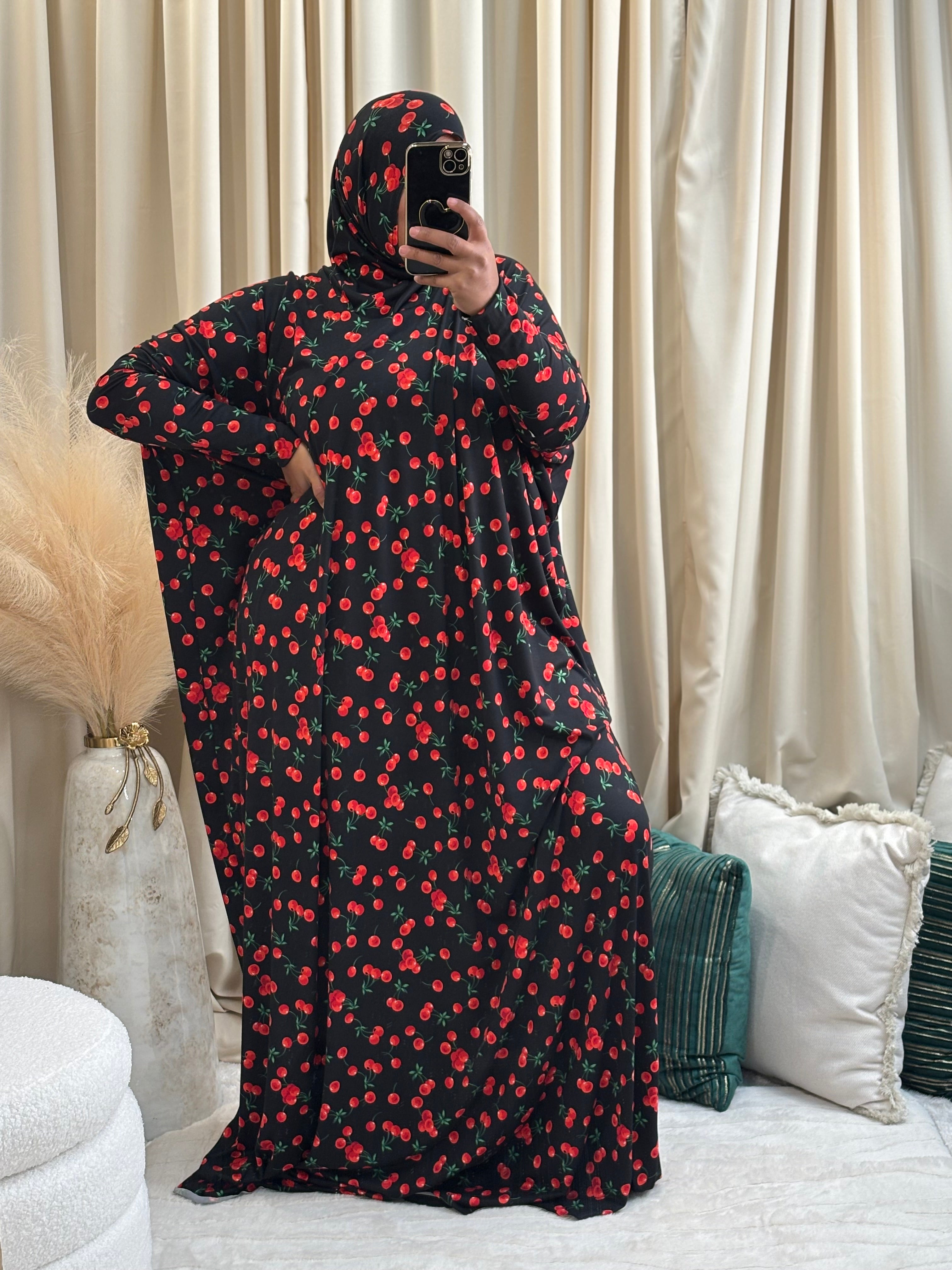 5 A DAY (BLK/CHERRIES)